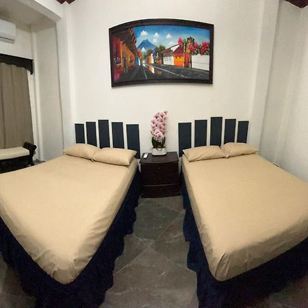 Hostal Casa De Grethel Flores Eksteriør billede