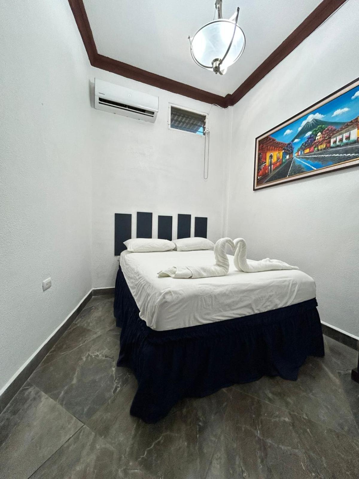 Hostal Casa De Grethel Flores Eksteriør billede