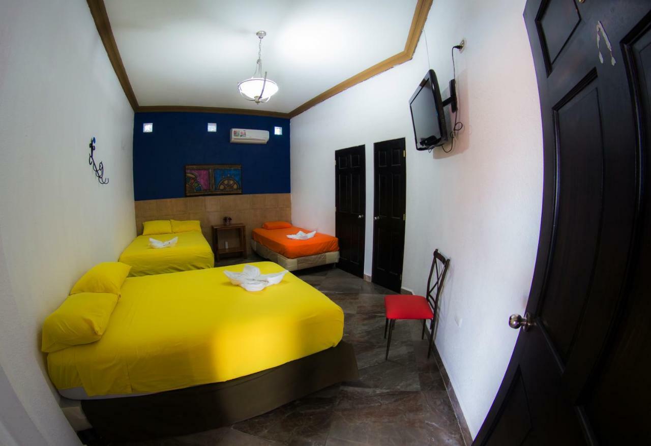 Hostal Casa De Grethel Flores Eksteriør billede
